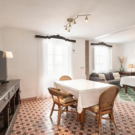 Casa Fernandez De Cordoba Con Chimenea De Pellet En